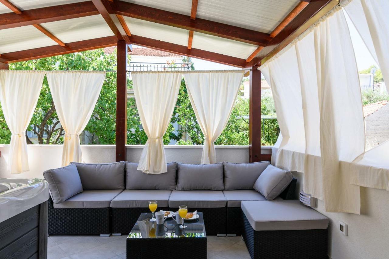 Apartment Porat Trogir Exterior foto