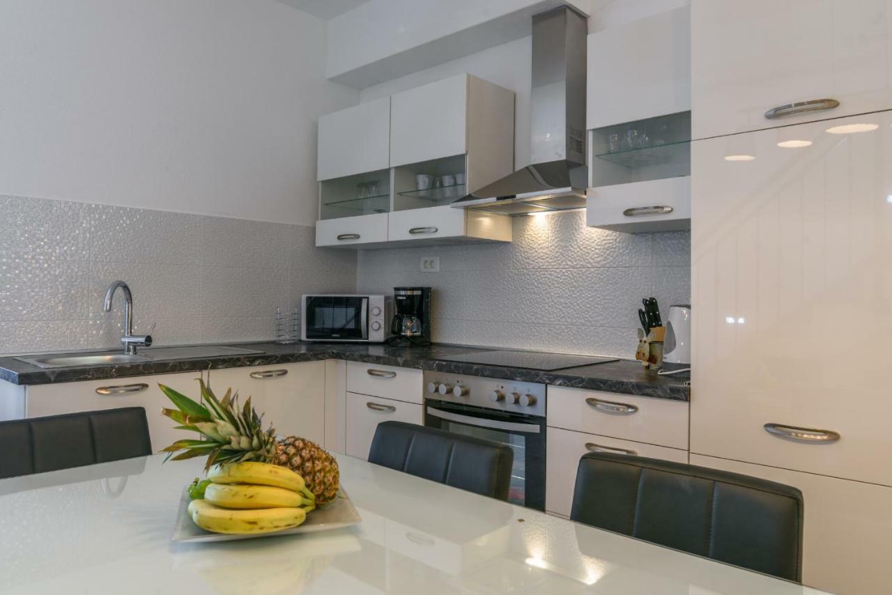 Apartment Porat Trogir Exterior foto
